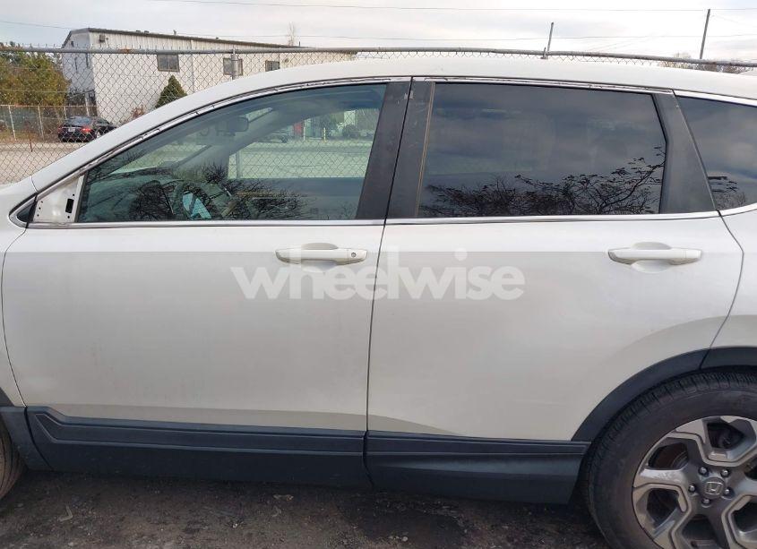 Photo 14 of 2017 Honda Cr-v EX (VIN 5J6RW2H55HL025630)