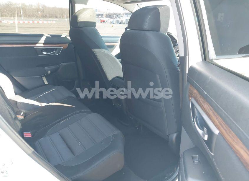 Photo 8 of 2019 Honda Cr-v EX (VIN 5J6RW2H55KL009810)