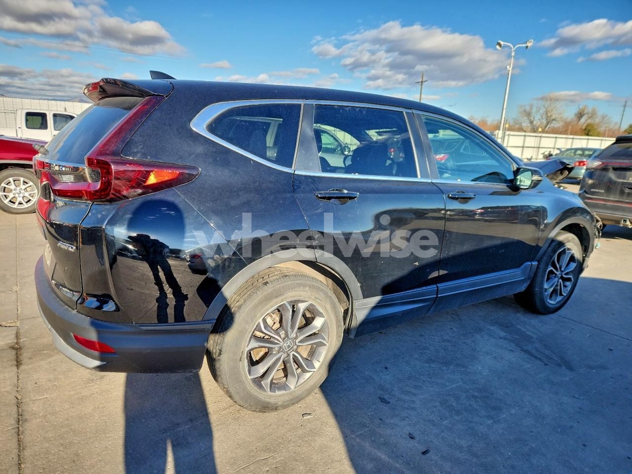 Photo 3 of 2021 HONDA CR-V EX (VIN 5J6RW2H55ML020387)