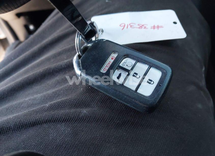 Photo 11 of 2019 Honda Cr-v EX (VIN 5J6RW2H56KA008953)