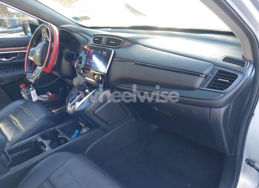 Photo 5 of 2019 Honda Cr-v EX (VIN 5J6RW2H56KA008953)