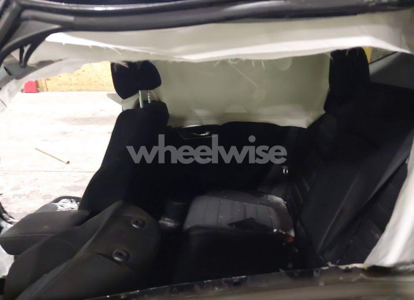 Photo 8 of 2021 Honda Cr-v AWD EX (VIN 5J6RW2H56ML020429)