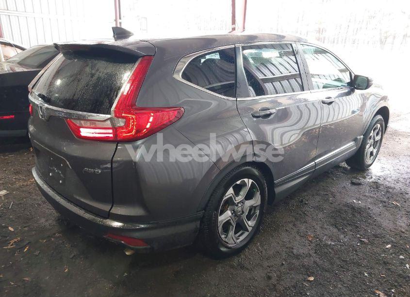 Photo 4 of 2019 Honda Cr-v EX (VIN 5J6RW2H57KA005379)