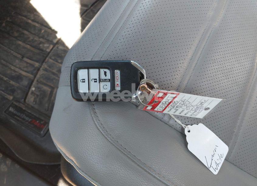 Photo 11 of 2018 Honda Cr-v EX-L/EX-L NAVI (VIN 5J6RW2H80JA002686)