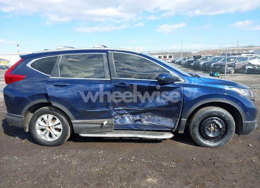 Photo 13 of 2018 Honda Cr-v EX-L/EX-L NAVI (VIN 5J6RW2H80JA002719)
