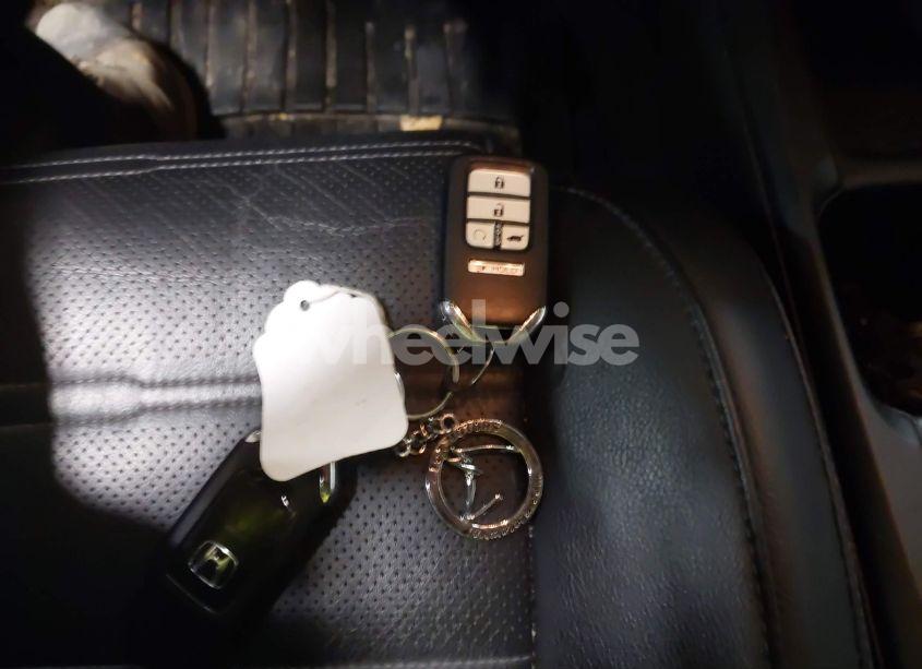 Photo 11 of 2017 Honda Cr-v EX-L/EX-L NAVI (VIN 5J6RW2H82HL013686)