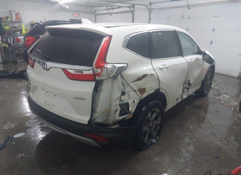 Photo 4 of 2018 Honda Cr-v EX-L/EX-L NAVI (VIN 5J6RW2H86JL009761)