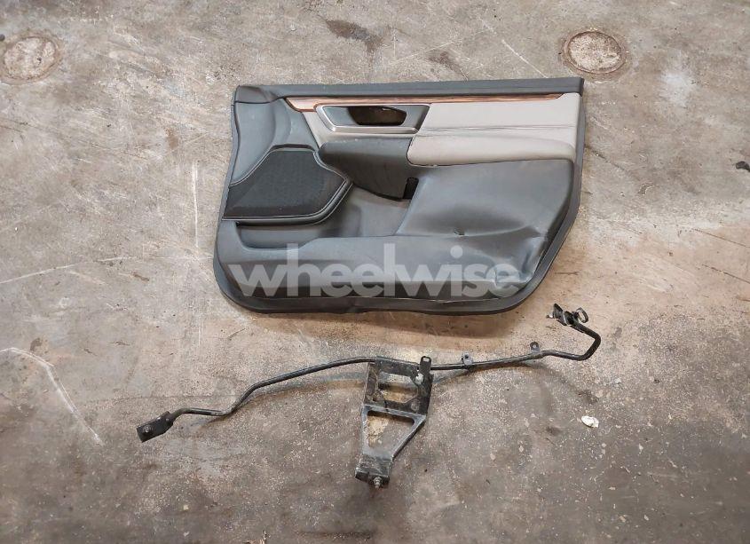 Photo 11 of 2018 Honda Cr-v EX-L/EX-L NAVI (VIN 5J6RW2H88JA000720)