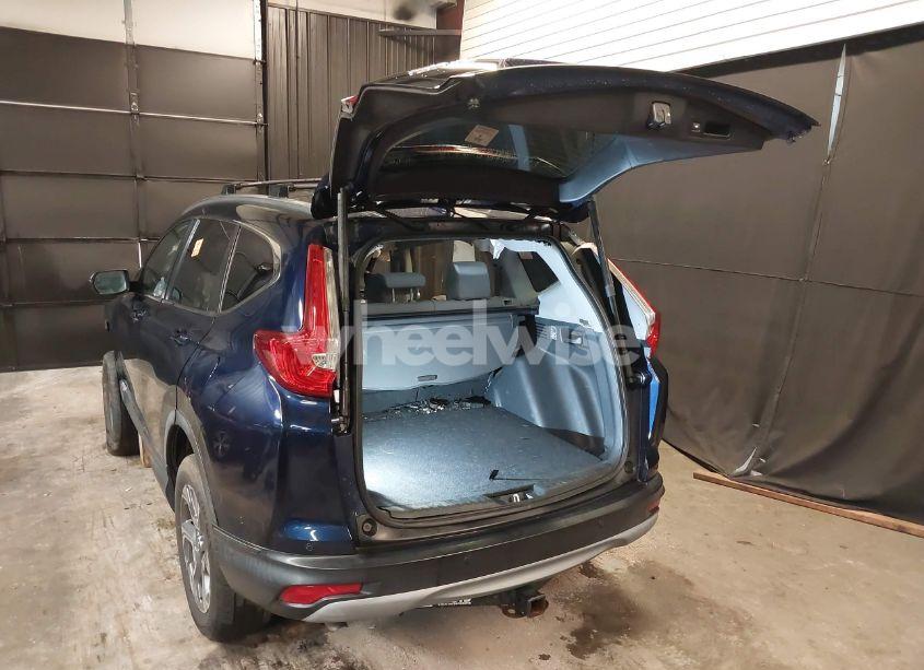Photo 3 of 2018 Honda Cr-v EX-L/EX-L NAVI (VIN 5J6RW2H88JA000720)