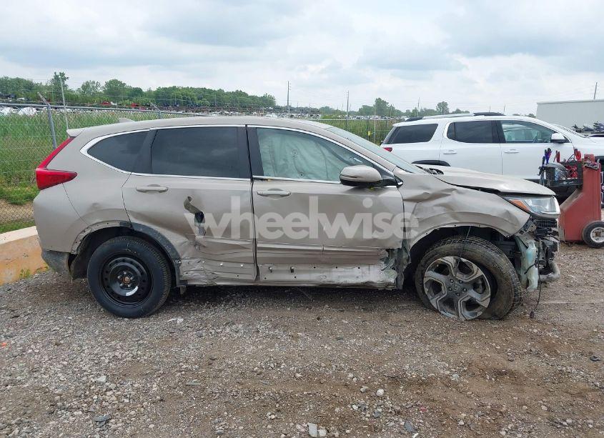 Photo 13 of 2018 Honda Cr-v EX-L/EX-L NAVI (VIN 5J6RW2H89JL011696)