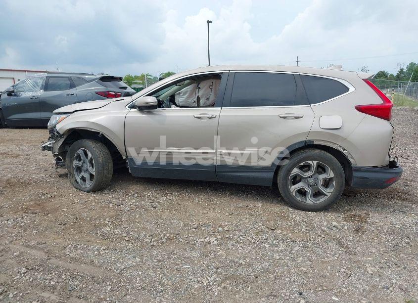 Photo 14 of 2018 Honda Cr-v EX-L/EX-L NAVI (VIN 5J6RW2H89JL011696)