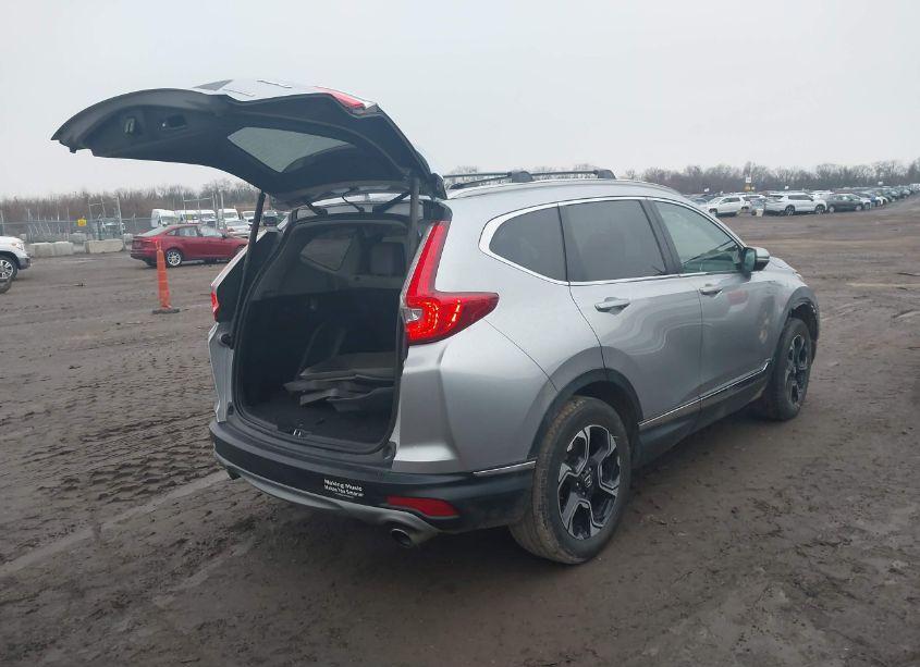 Photo 4 of 2017 Honda Cr-v TOURING (VIN 5J6RW2H91HL012974)
