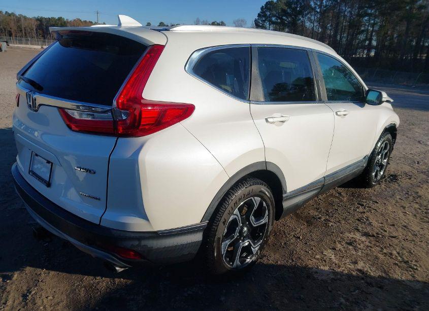 Photo 4 of 2018 Honda Cr-v TOURING (VIN 5J6RW2H92JL022869)