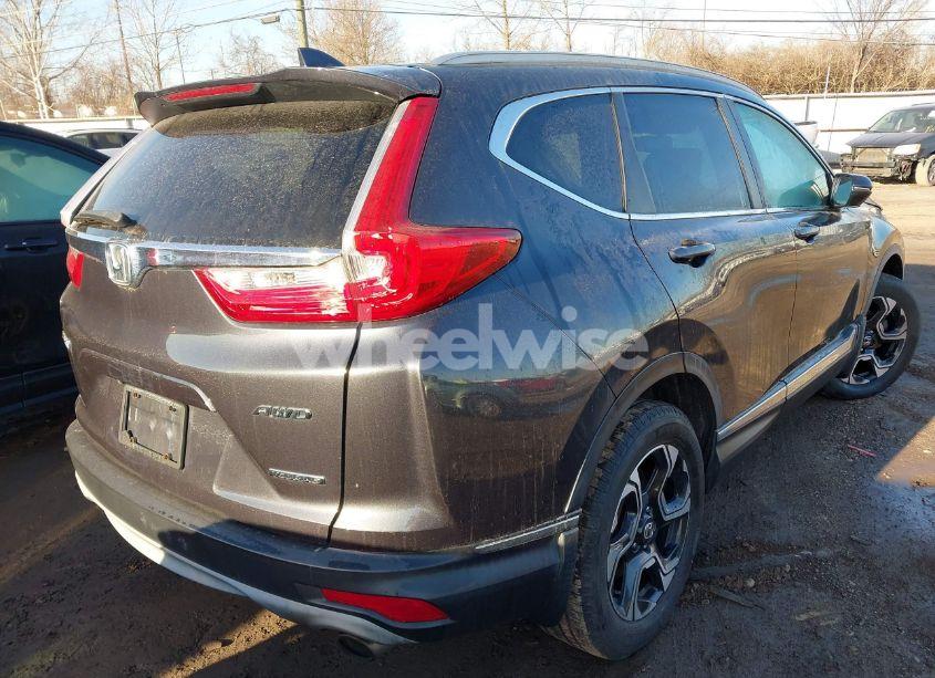 Photo 4 of 2017 Honda Cr-v TOURING (VIN 5J6RW2H94HL014251)