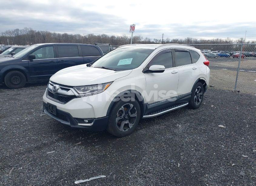 Photo 2 of 2019 Honda Cr-v TOURING (VIN 5J6RW2H94KL003791)