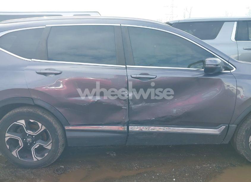 Photo 6 of 2017 Honda Cr-v TOURING (VIN 5J6RW2H95HL033603)