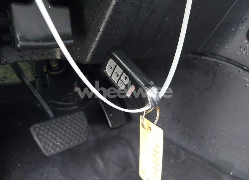 Photo 11 of 2017 Honda Cr-v TOURING (VIN 5J6RW2H95HL070599)