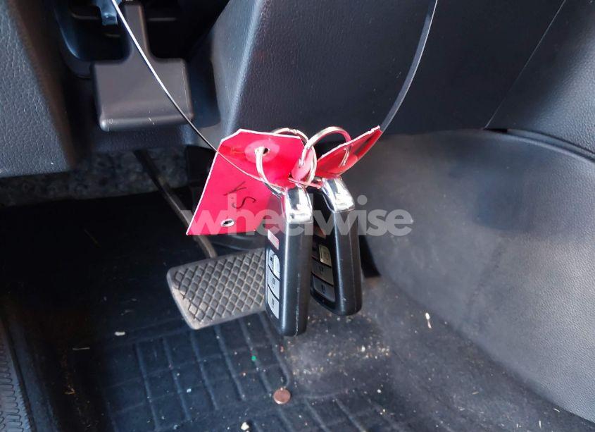 Photo 11 of 2018 Honda Cr-v TOURING (VIN 5J6RW2H96JL006173)