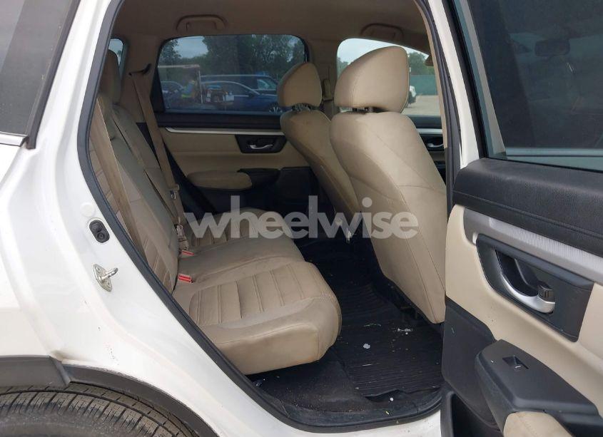 Photo 8 of 2017 Honda Cr-v LX (VIN 5J6RW5H32HL004928)