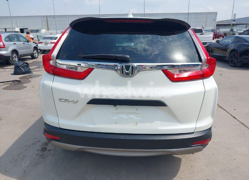 Photo 17 of 2018 Honda Cr-v LX (VIN 5J6RW5H32JL003669)