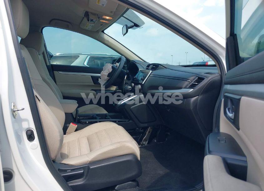Photo 5 of 2018 Honda Cr-v LX (VIN 5J6RW5H32JL003669)