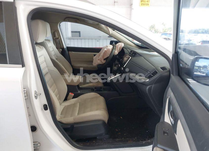 Photo 5 of 2017 Honda Cr-v LX (VIN 5J6RW5H34HL006194)