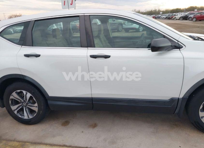 Photo 14 of 2018 Honda Cr-v LX (VIN 5J6RW5H36JL000130)