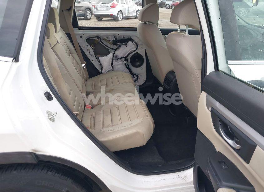 Photo 8 of 2018 Honda Cr-v LX (VIN 5J6RW5H36JL000130)