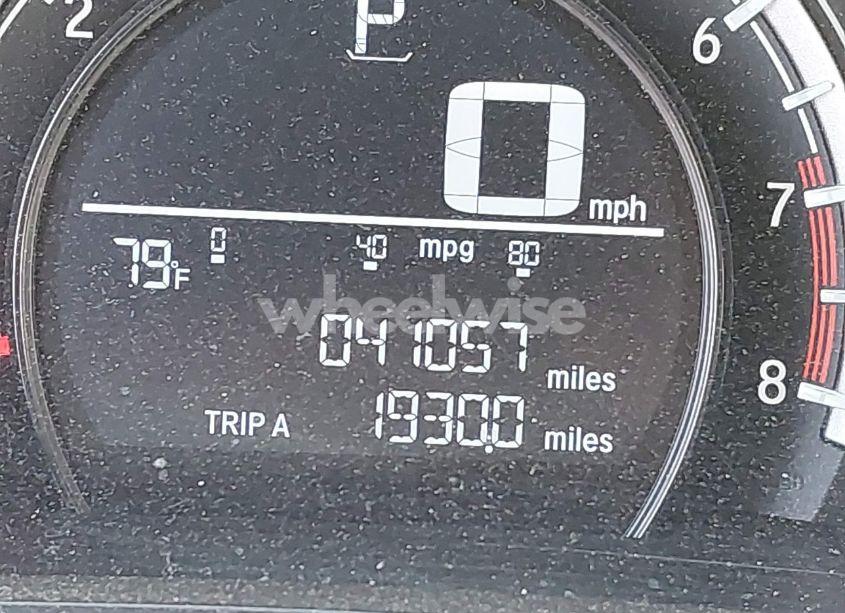 Photo 15 of 2019 Honda Cr-v LX (VIN 5J6RW6H30KL002348)