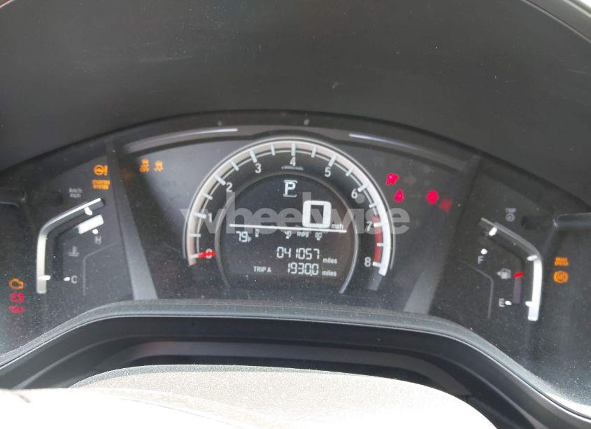 Photo 7 of 2019 Honda Cr-v LX (VIN 5J6RW6H30KL002348)