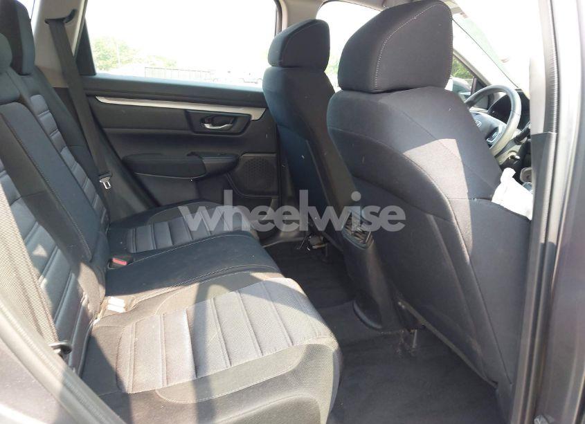 Photo 8 of 2019 Honda Cr-v LX (VIN 5J6RW6H30KL002348)