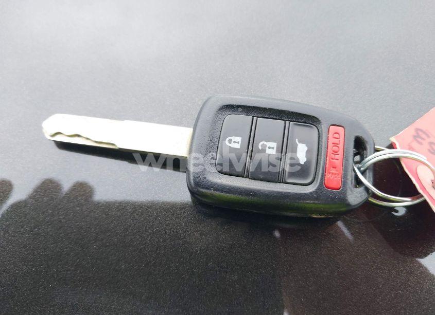 Photo 11 of 2018 Honda Cr-v LX (VIN 5J6RW6H32JL002155)