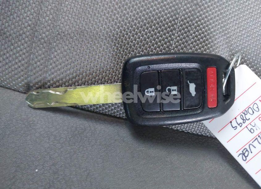 Photo 11 of 2017 Honda Cr-v LX (VIN 5J6RW6H33HL002899)