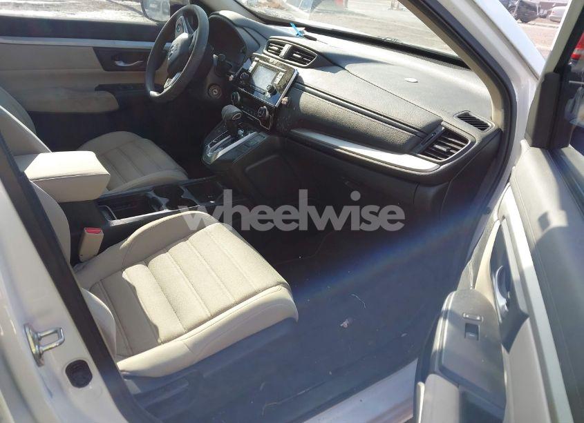 Photo 5 of 2018 Honda Cr-v (VIN 5J6RW6H33JL000303)