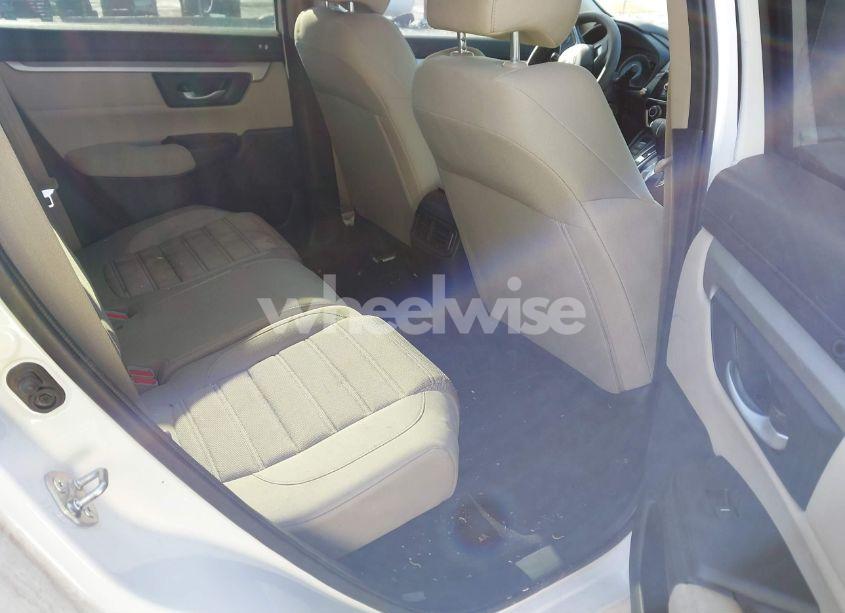 Photo 8 of 2018 Honda Cr-v (VIN 5J6RW6H33JL000303)