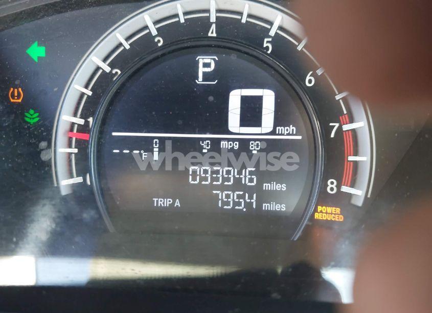 Photo 14 of 2018 Honda Cr-v LX (VIN 5J6RW6H34JL001959)