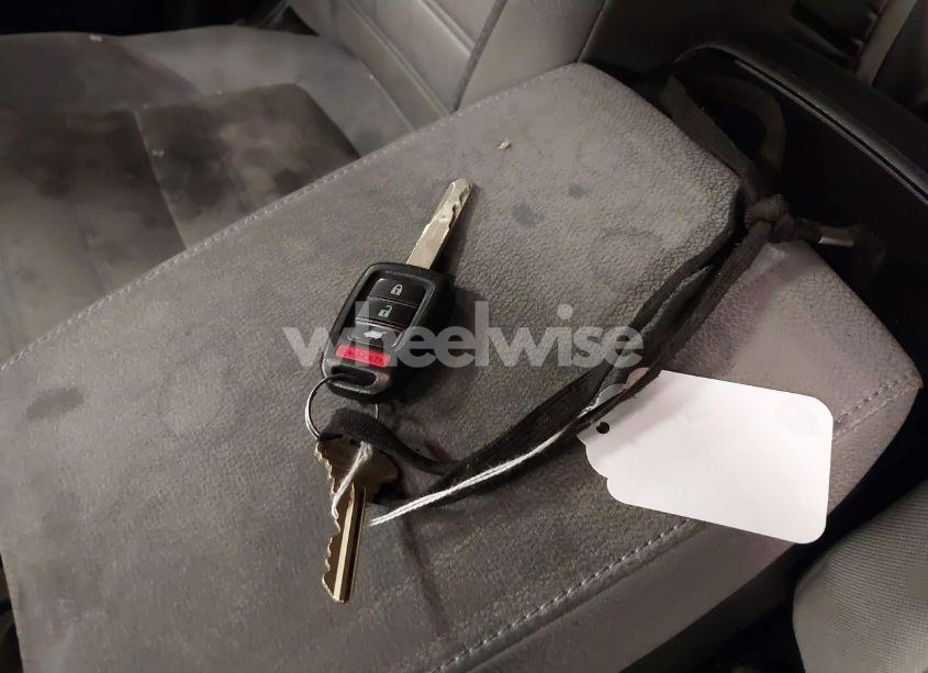 Photo 11 of 2017 Honda Cr-v LX (VIN 5J6RW6H36HL007370)