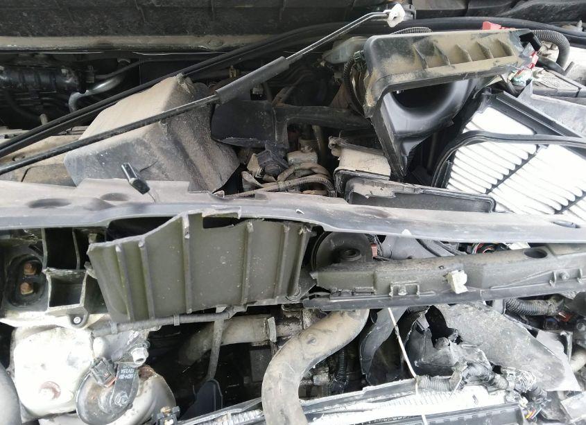 Photo 10 of 2018 Honda Cr-v LX (VIN 5J6RW6H36JL001672)