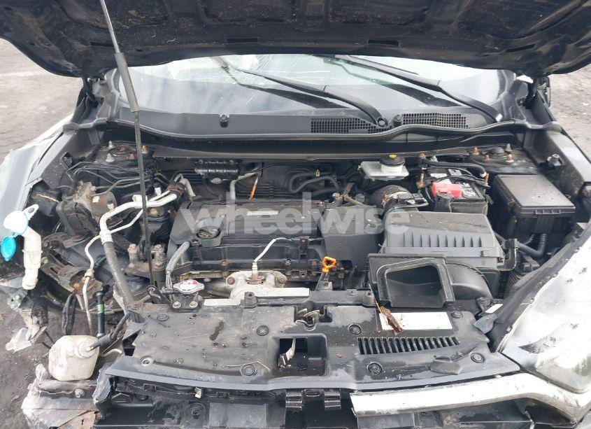 Photo 10 of 2017 Honda Cr-v LX (VIN 5J6RW6H38HL001473)