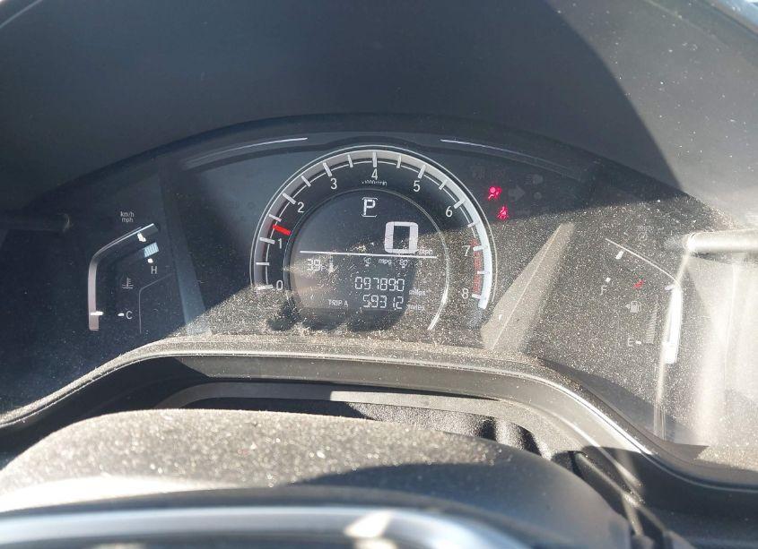 Photo 7 of 2018 Honda Cr-v LX (VIN 5J6RW6H38JL000118)