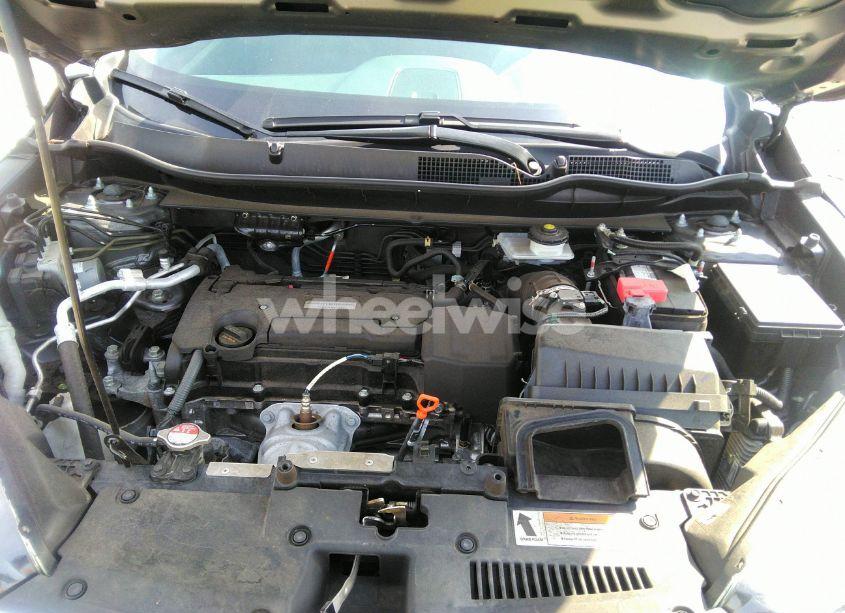 Photo 10 of 2019 Honda Cr-v LX (VIN 5J6RW6H38KL000654)