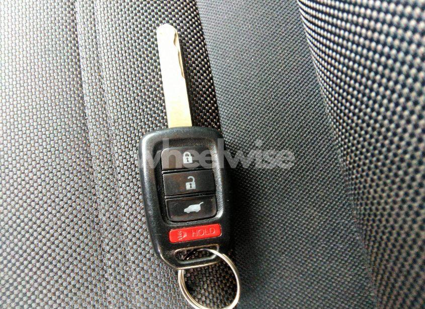 Photo 11 of 2019 Honda Cr-v LX (VIN 5J6RW6H38KL000654)