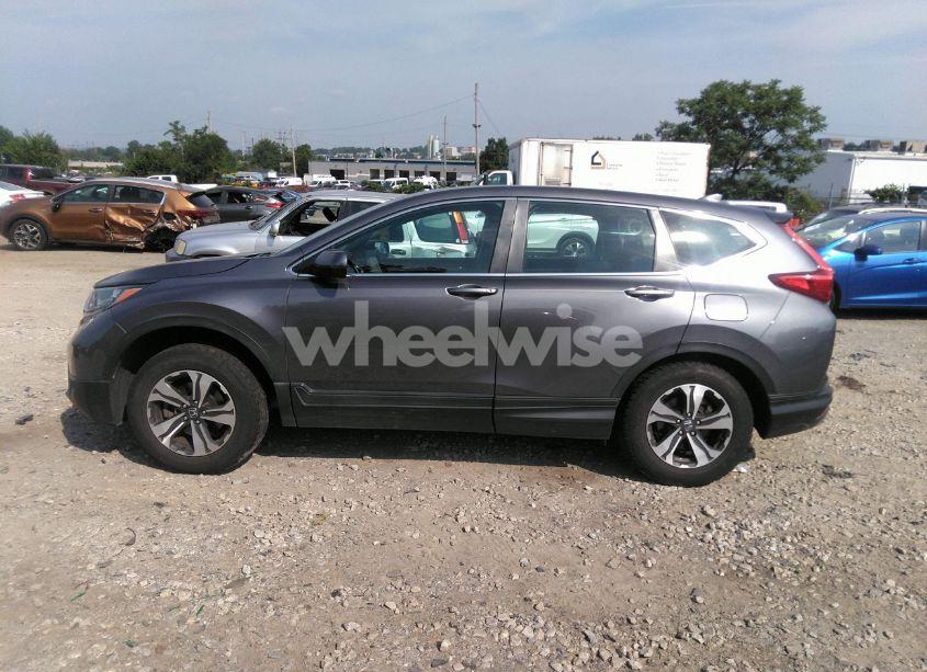 Photo 14 of 2019 Honda Cr-v LX (VIN 5J6RW6H38KL000654)