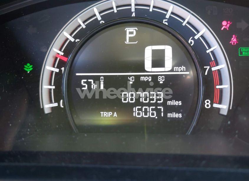 Photo 15 of 2018 Honda Cr-v LX (VIN 5J6RW6H39JL002038)