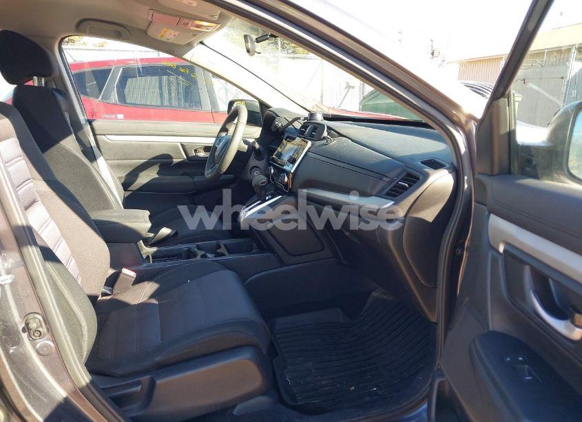 Photo 5 of 2018 Honda Cr-v LX (VIN 5J6RW6H39JL002038)