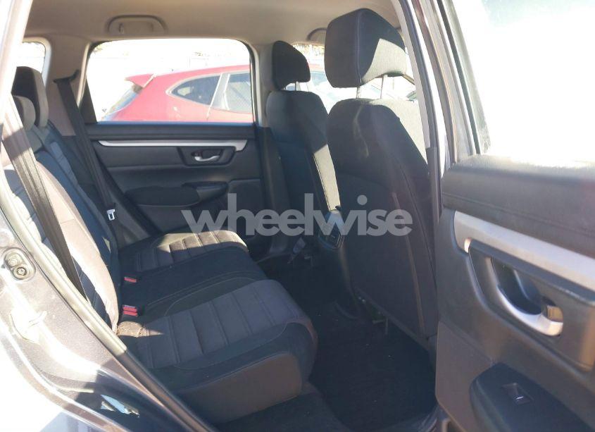 Photo 8 of 2018 Honda Cr-v LX (VIN 5J6RW6H39JL002038)