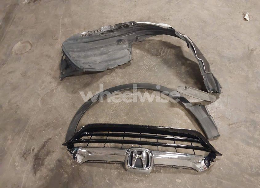 Photo 12 of 2018 Honda Cr-v LX (VIN 5J6RW6H3XJL003019)