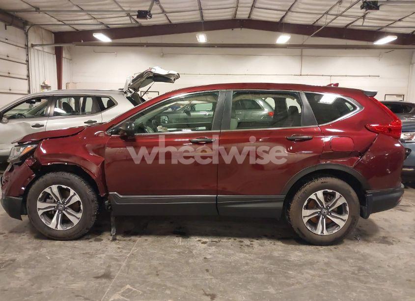 Photo 15 of 2018 Honda Cr-v LX (VIN 5J6RW6H3XJL003019)