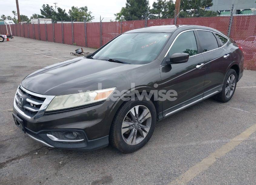Photo 2 of 2014 Honda Crosstour EX V6 (VIN 5J6TF1H30EL001407)