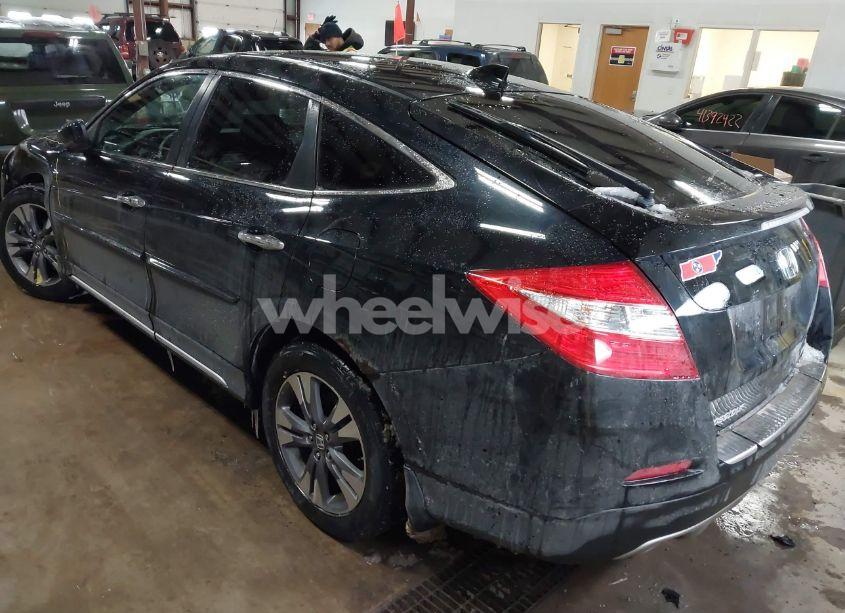 Photo 3 of 2013 Honda Crosstour EX V6 (VIN 5J6TF1H31DL001236)